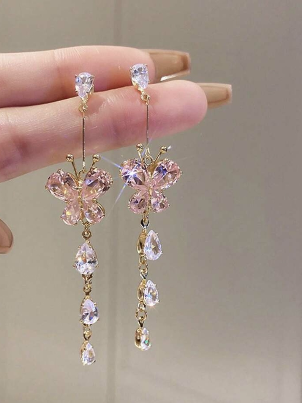 گوشواره پروانه کایلی PINK